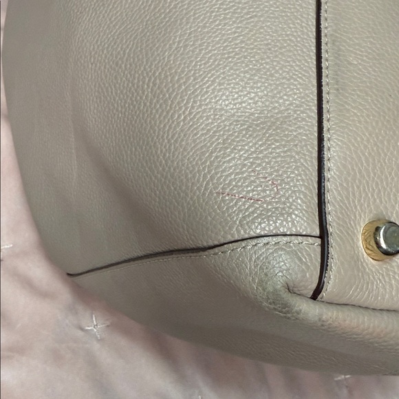 Coach Light Gray Leather Shoulder Bag EUC - Picture 16 of 17